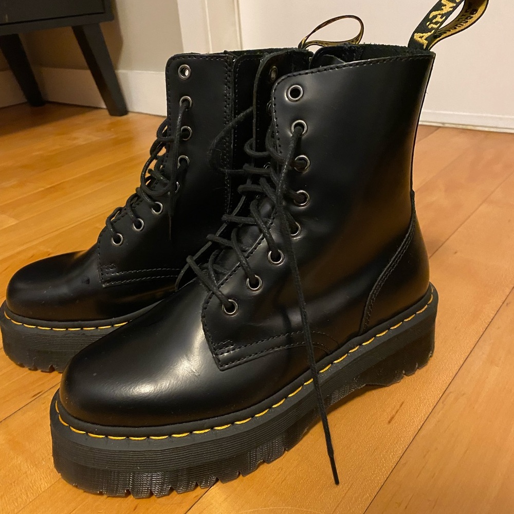 Platform Doc Martens worn TWICE!! These are brand new shoes.